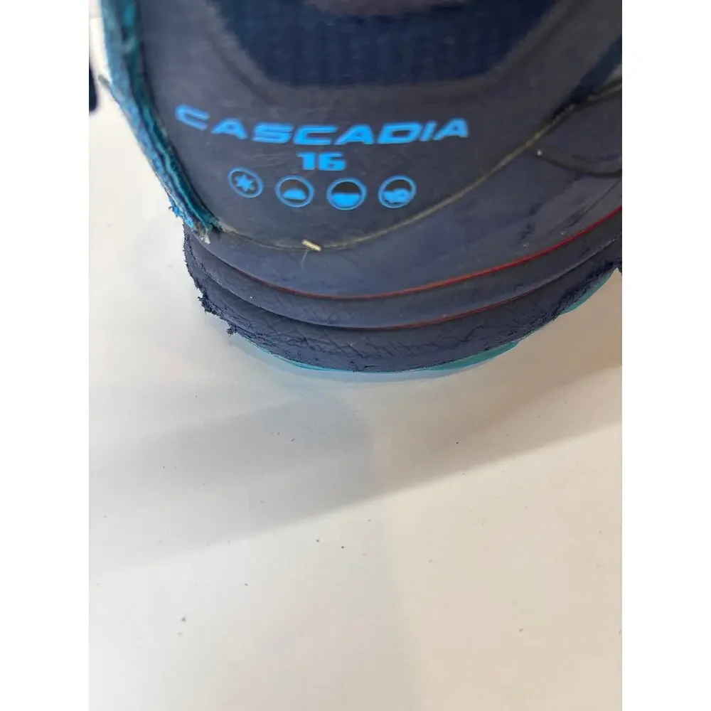 Brooks cascadia 16